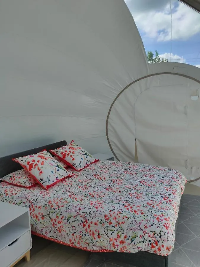 Hotel Cele Bulles Etoilees Brengues Luksusowy namiot